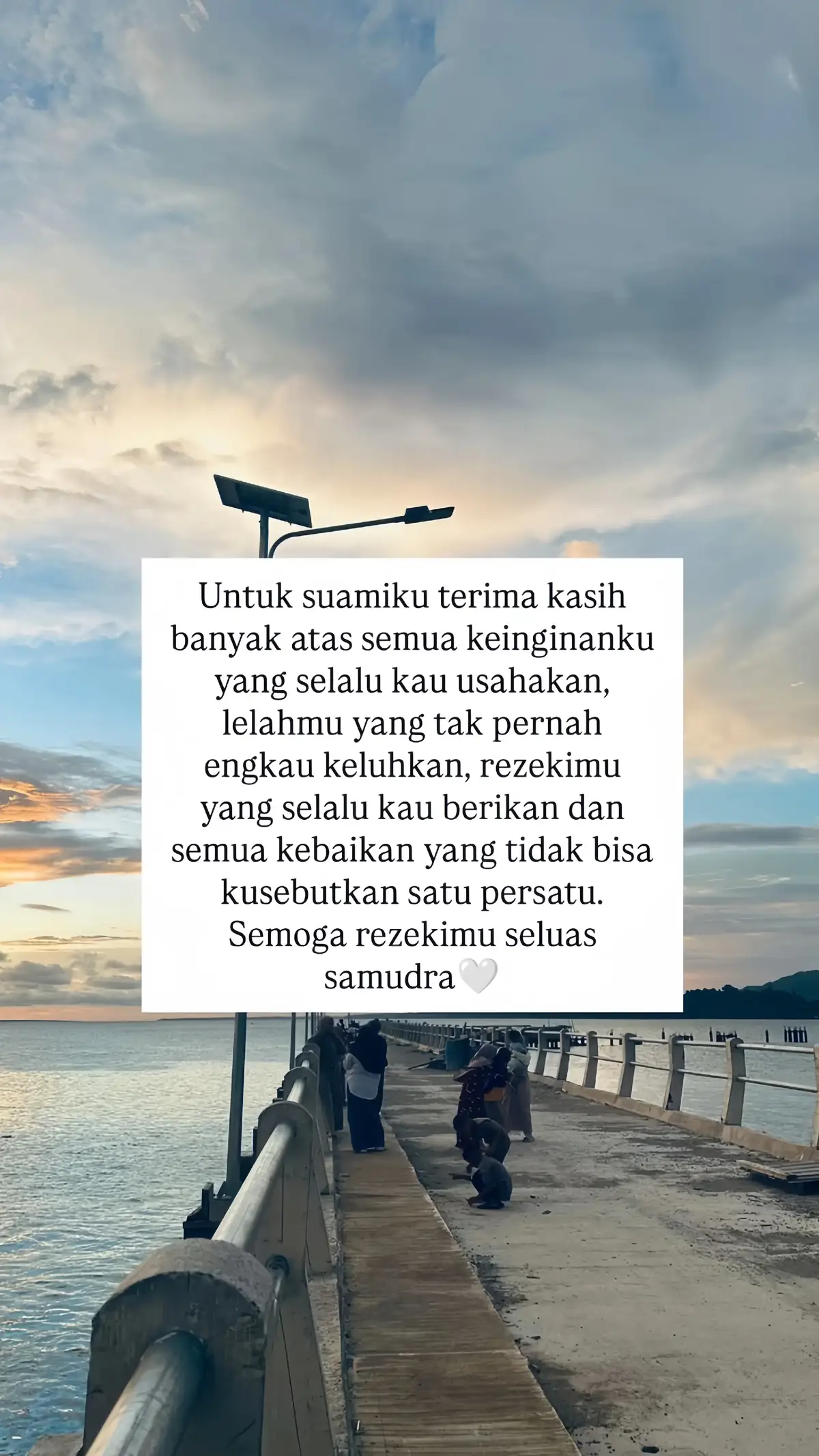Panjang umur suamiku dan untuk semua suami yang selalu membahagiakan istrinyaa. Kalian semua hebat💗 #quotes #quetesislami #story #katakata #soundviral #fypp #suamiistri #pasutri #rumahtangga 