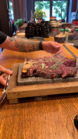 🔴Steak House Evil 🟠Poznań, ul. Podgórna 6 🟡Rezerwacje: 📳 +48665940666          ➡️https://zjedz.my/evilpoznan      🥩🔥Zapraszamy🔥🥩 🔥‼️Weekendu ciąg dalszy‼️🔥 Wybierasz się w weekend na steka, nie zapomnij o rezerwacji stolika‼️ 🔴Steak House Evil 🟠Poznań, ul. Podgórna 6 🟠Zapraszamy‼️ 📳 Rezerwacje: +48 665 940 666 ➡️ https://zjedz.my/evilpoznan 🥩🔥Zapraszamy🔥🥩 #steak #stekipoznan #steakpoznan    #steakhousepoznan #beefsteak   #wołowina #wołowinapoznan #porterhouse #ribeye #rostbef #tbone #tomahawk #wagyusteak #wagyuinpoznan #ketomenu #beststeaksinpoznan #asmr #asmrfood #asmreating #food #FoodLover #meatlovers #dlaciebie #poznan #jedzenie #jedzeniepoznan 