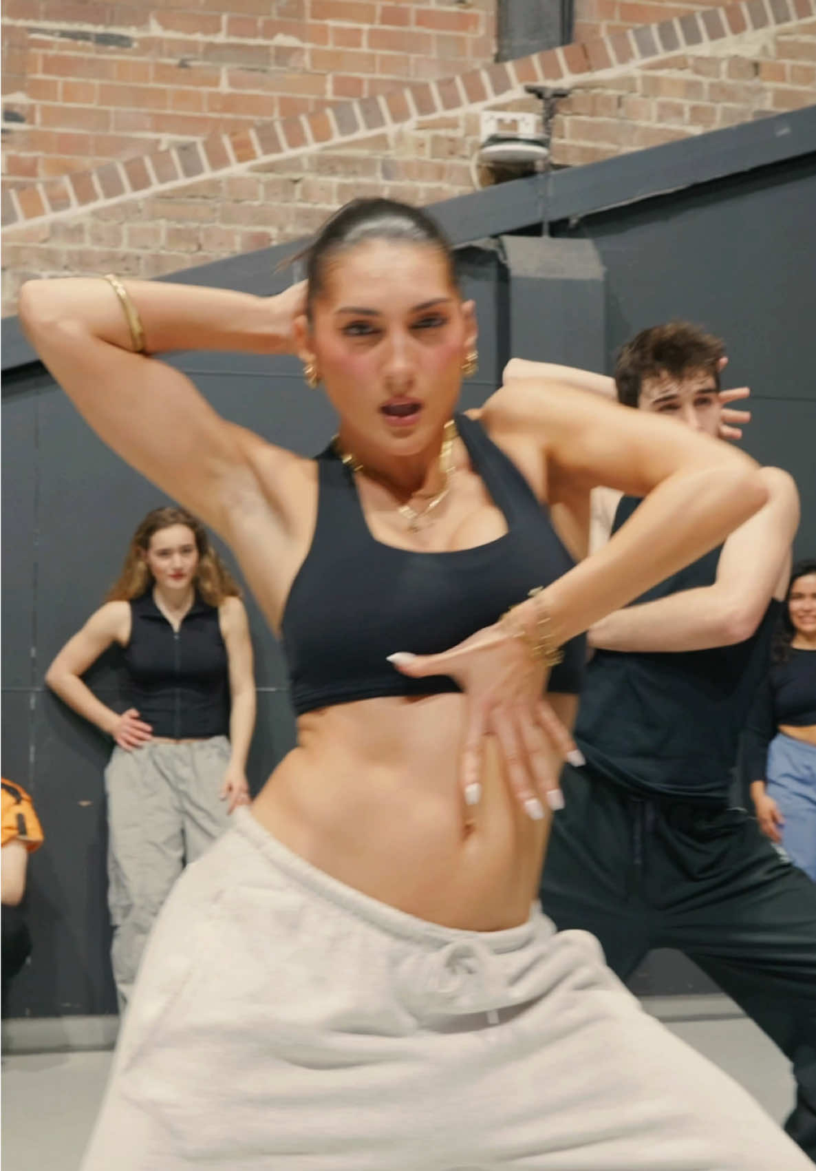 @Michelle Hopper x @Devante Latorre is a match made in heaven. + dancing with @Zach.Sim !! 🤍 #fyp #dancer #4minutes #madonna #justintimberlake #timbaland