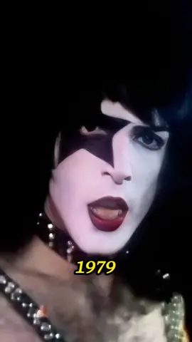 I Was Made For Lovin' You - Kiss