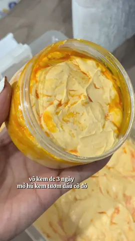 tự thấy mê kem nhà mình hêhhehe #xh #kemtron #bodycream #kemtrontrangda #xhuongtiktok 