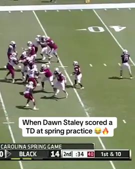At this point… what can’t #dawnstaley do 🤷🏽‍♀️ 🎥: @SECNetwork 