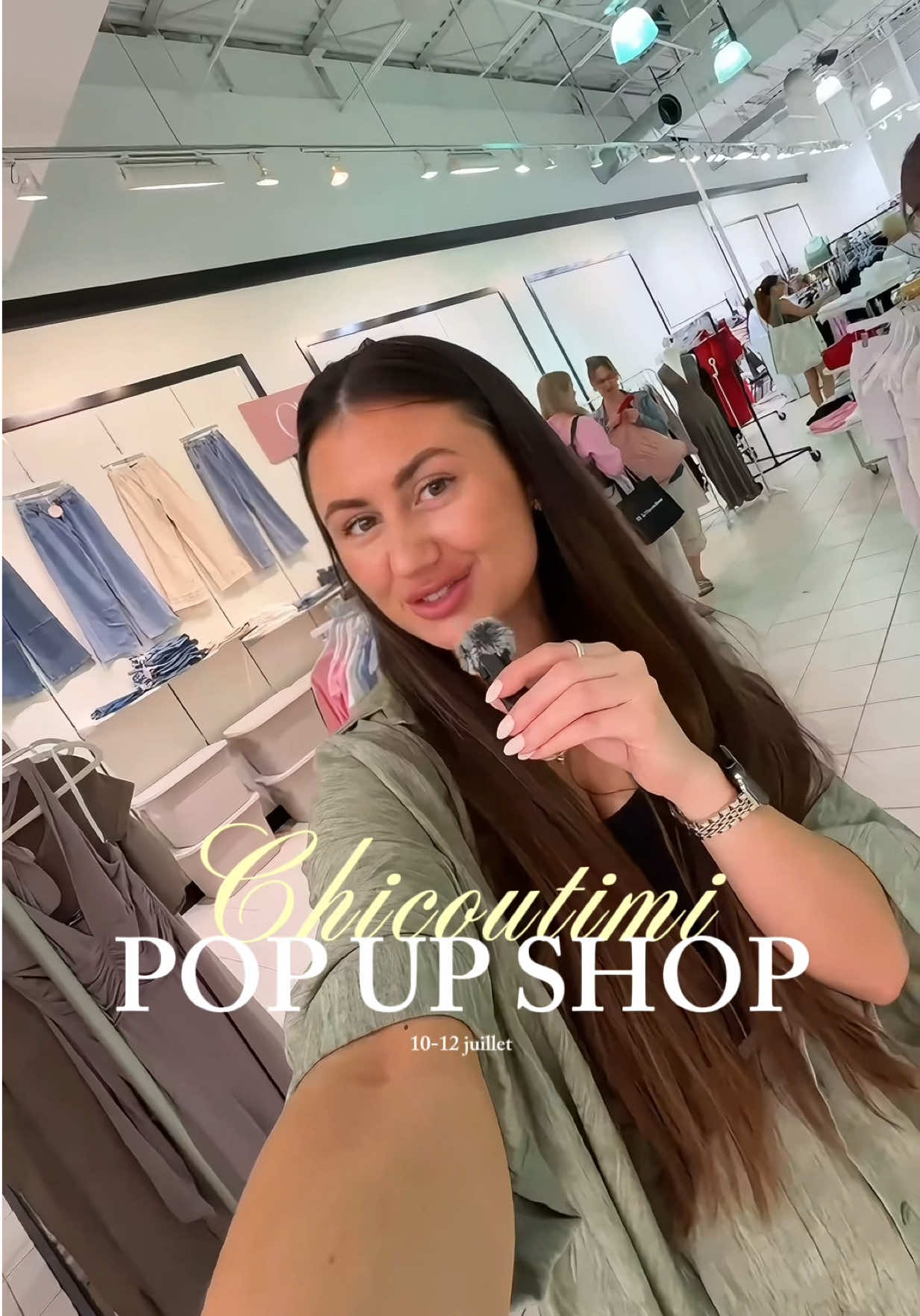 Ça commence ! Notre pop up à Chicoutimi 🩷 C’est le temps de venir essayer les vêtements 🌸 On a tellement hâte de vous voir!!  Où: Place du royaume, en face du Telus 📍 Quand: 11 juillet jusqu’à 21H et 12 juillet jusqu’à 15h  See you soon 🩷 - - #saguenay #shoppingmall #chicoutimi #popupstore #shoppinglover #shoppinghaul 