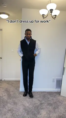 Always have to look clean , as a black men you will never catch me lacking 😏 #corporatelife #corporate #finance #financetiktok 