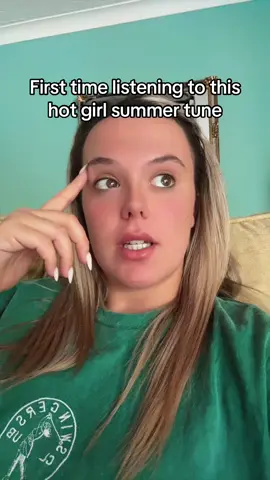 #GiveMeSum #AlexiaJayy #RNBVibes #reaction #newmusic @@AlexiaJayy__ #soundme 