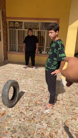 راح بيها والله 😂😂