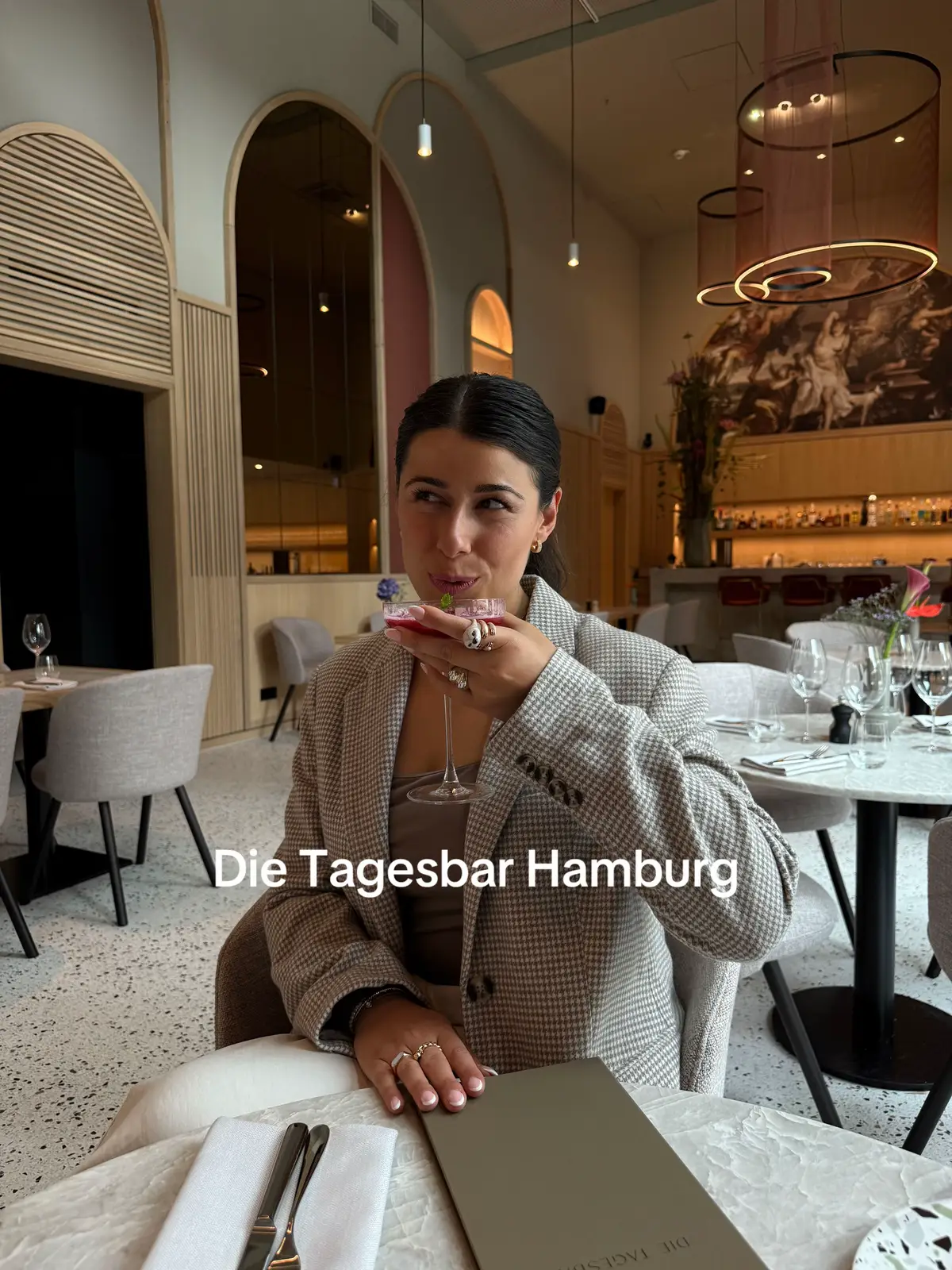 #hamburg #hamburgfoodspot #tagesbar #dietagesbarhamburg #barspothamburg 