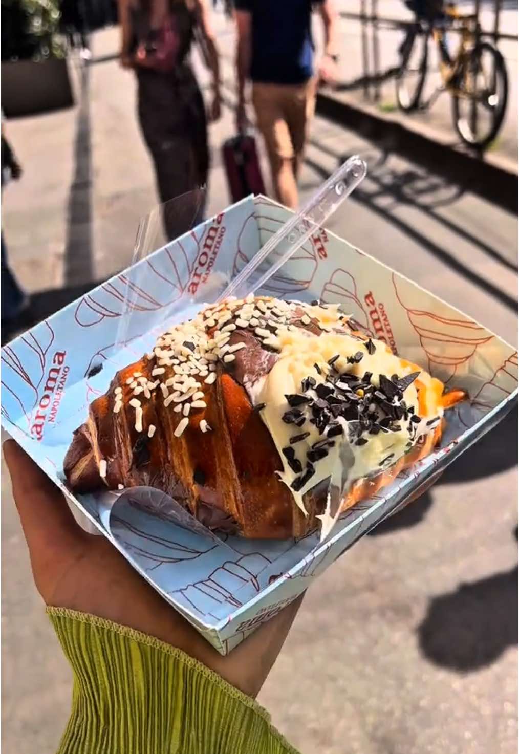Food in Milan ??? #fyppp #fyp #milan #chocolate #croissant #italy #viral #foodies 