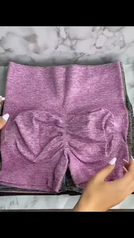 short fitness levanta bubum  #viralvideos #modelos #academia #Fitness 