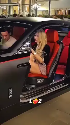 #mulheres #luxury #ferrari #carros #luxu 