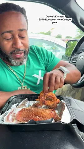 You gotta give these folks a try @donyas.kitchen you looking for a turkey chop or a turkey wing get here I promise it’s fire, seasoned to perfection #reels#food#foods#foodblogger#foodbloggers#FoodLover#foodlovers#foodpic#foodpics#Foodie#foodies#reelsvideo#reelsi̇nstagram#tasty#atl#atlanta#atlfoodie#atlantafoodies