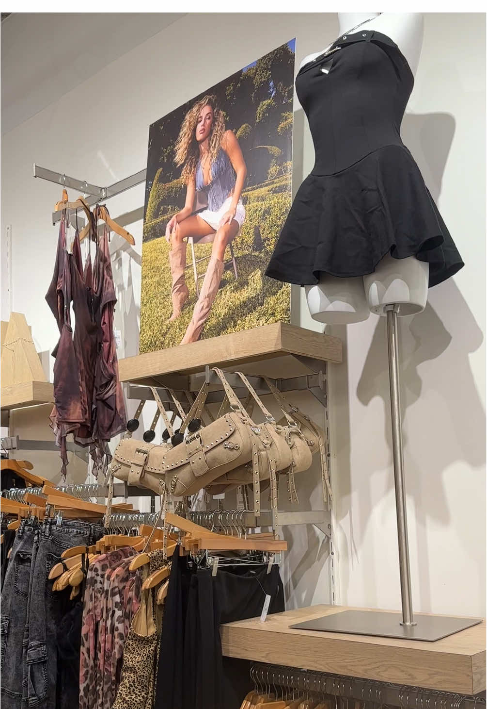 @windsorstore is popping off with these summer looks  #fyp #summerstyle #fashion #foryou #summerlooks #inspo 