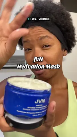I wish you could feel my hair! I know it’s not the before and after visually you are expecting but that’s because I have never had my hair shaped in its natural state 😂 BUT I promise you this @JVN Hair hydration mask is one of the main reasons even without a trim my hair still looks as healthy as it does! #jvnhair #hydrationmasks #hairmask #hairproducts #dryhair #moisturizedhair #hairjourney #jasmineapproved 