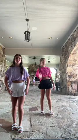 peep max and zayden in the bg #foryoupage #foryou #fyppppppppppppppppppppppppppppppppppp #realatable #viralvideo #blowthisup #viral #brunette @śķŷ 