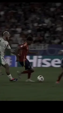 صادفت الحب قلت اجرب 💔😞  #كرة_قدم #yamal #lamineyamal #barca #barcelona #footballtiktok #football 