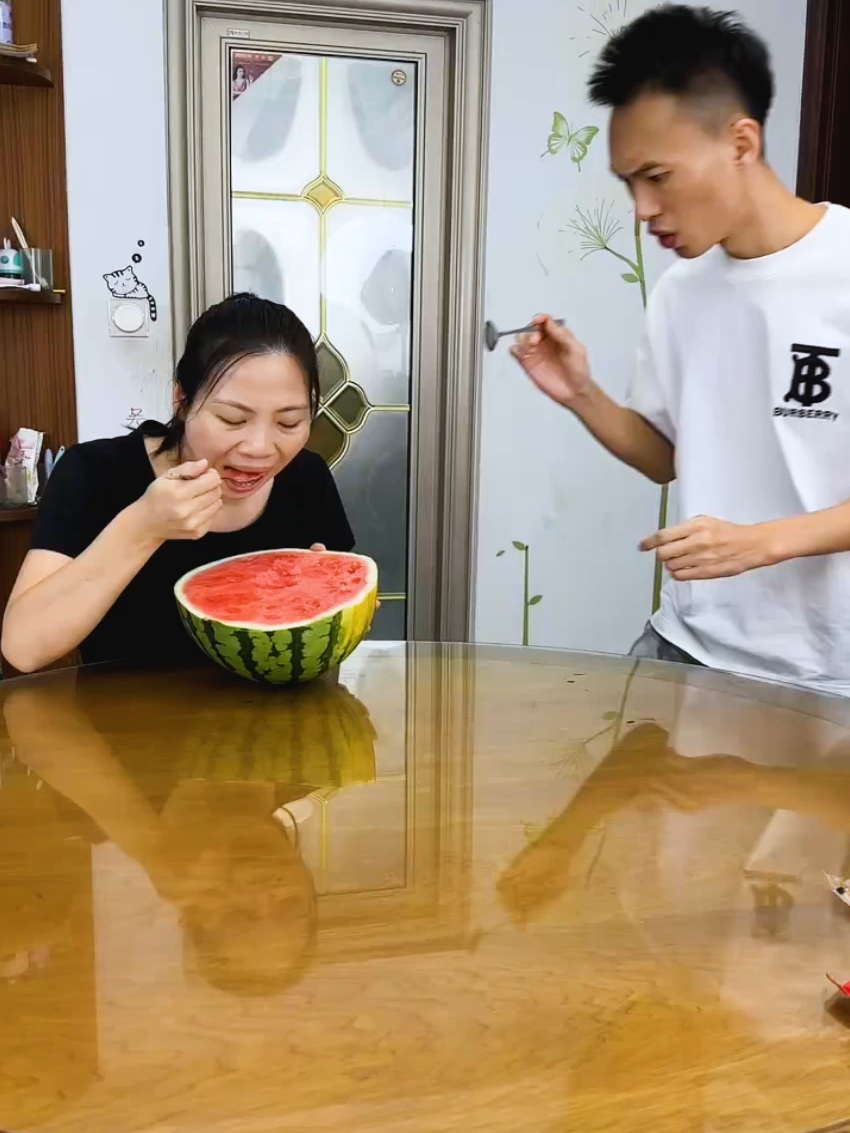 Funny family #fuuny videos #funchellenge #challenges_tiktok