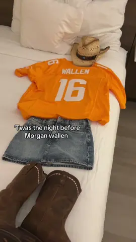 16 home team jersey on  