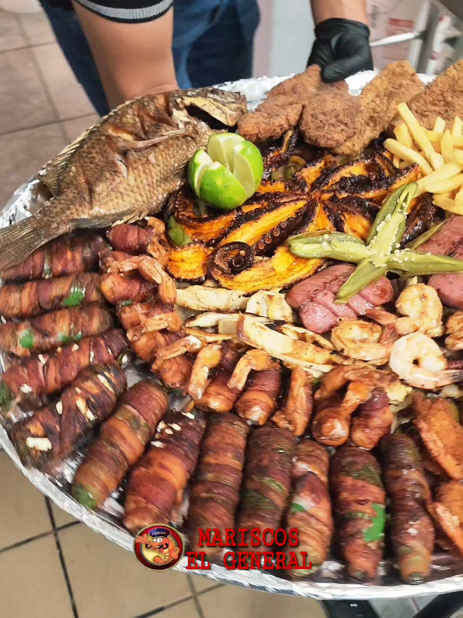 la MEGA Mariscada Caliente 🤤🤤 #Mariscoselgeneral #PasadenaTX #OklahomaCity  🌍 2222 Spencer Hwy, Pasadena TX 🌍  🌍 4559 NW 23rd St, Oklahoma City 🌍  #mariscos #sinaloense #houstontx #pasadenatx #OklahomaCity #OKC  #sushi #banda #Foodie #fypシ #fyp #fyppppppppppppppppppppppp #fypシ゚viral #viral #viralvideo #houstonfoodie #streetfood #sinaloa #comida  #callodehacha #ostiones #aguachile #ceviche #botana #conchas #patademula 