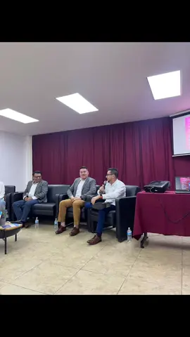 “Aprendiz de todo, experto de nada” 