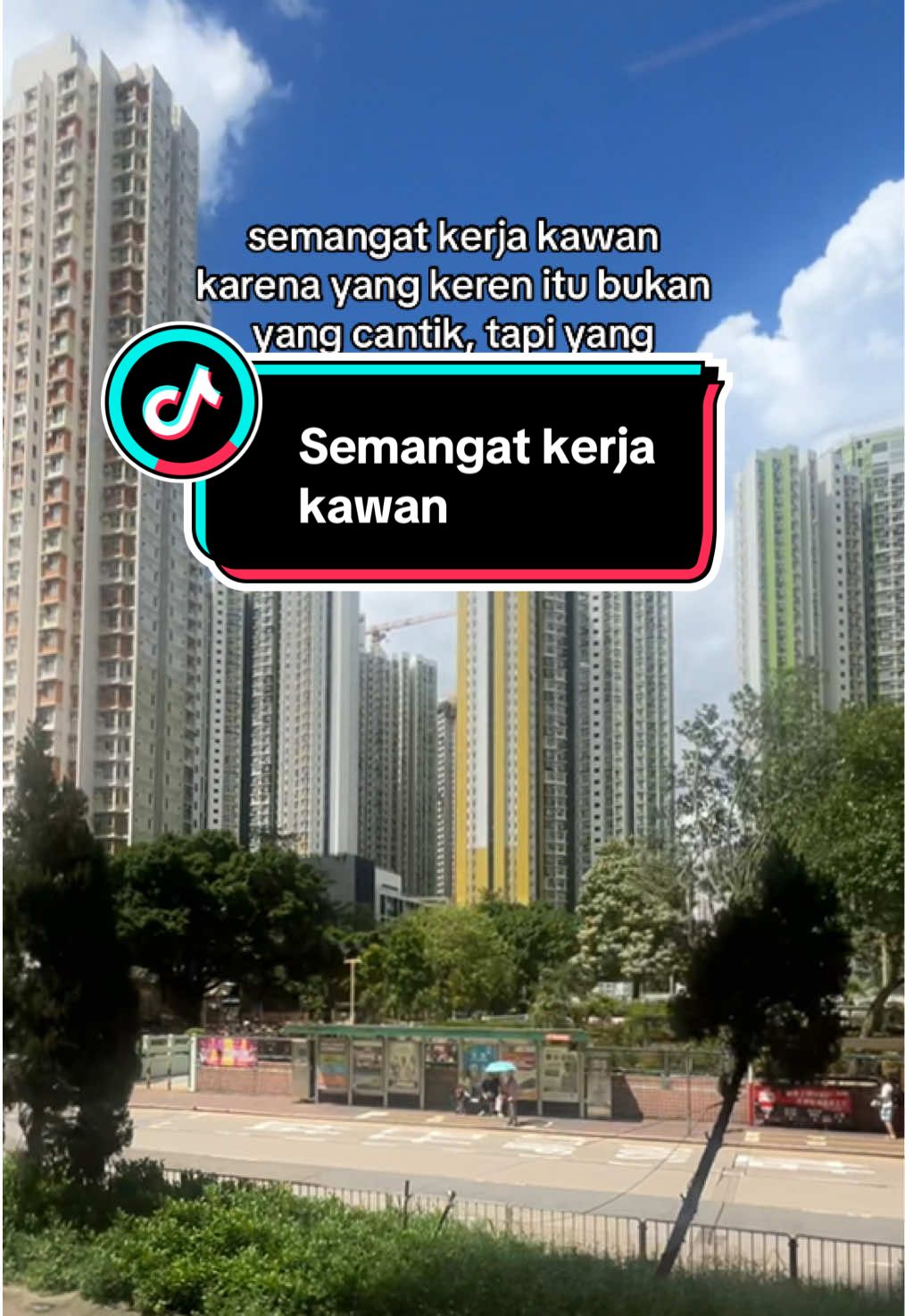 Semangat kerja kawan karena yang keren itu bukan yang cantik, tapi yang banyak duit #xyzbca #aesthetic #quotesaesthetic #tiktokhongkongindonesia🇭🇰🇮🇩 #fyp 