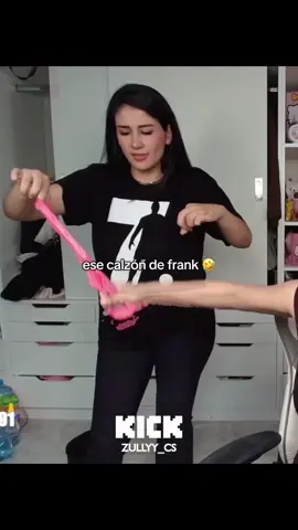 BAJJAJAJAJAJAJA NOPUEDO #zully #gatchurras😺💘 #fyp #kick #peru #clip