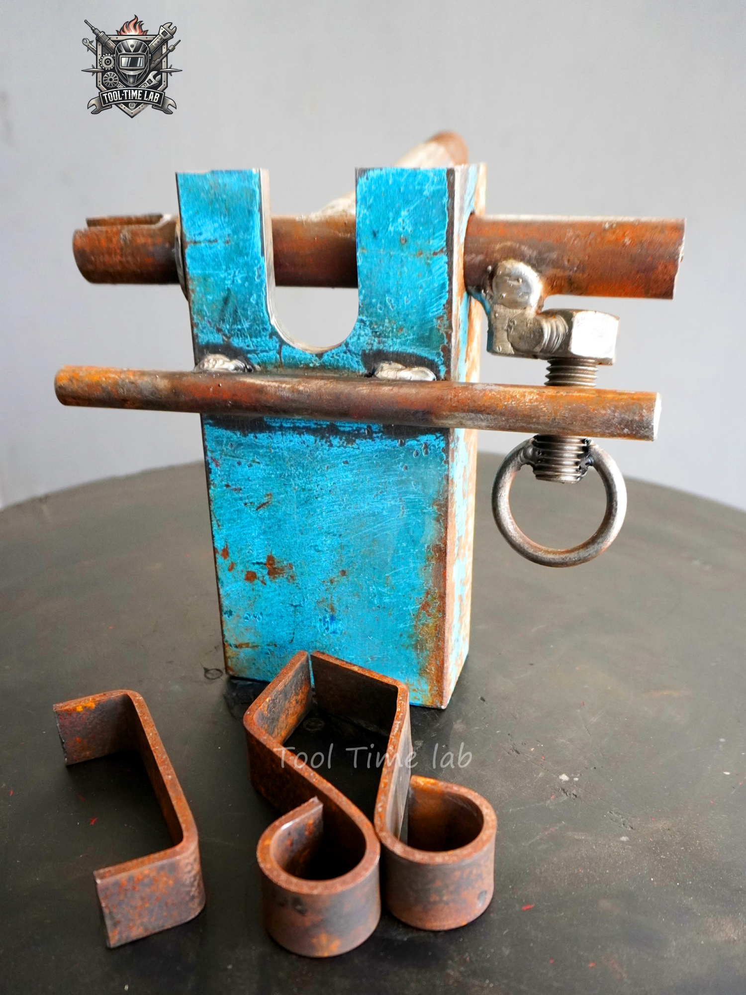 ⚙️ Perfect Bends Every Time – Powerful Hand Tool Hack! #inventions #bendingtools #bender #metalbar #bending #metalworking #welding #satisfying #fabrication #BritishDIY #LifeHack