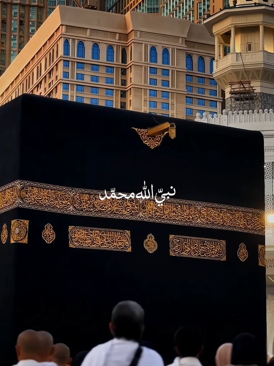 رسولُ اللّه مُحمّدْ . . . . #nasheed #islamicstatus #viralvideos #muslimtiktok  #moonbeats 