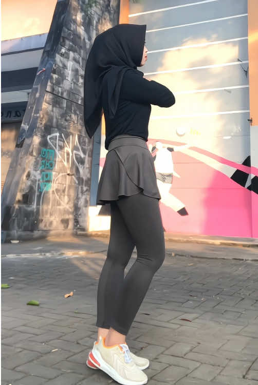 cakep banget rok legging olahraga cocok buat hijab friendly dari @MOOTA Sport & Fashion 💓😍#rokolahraga #roklegging #rokleggingsport #outfitolahraga #joggingoutfit #outfitideas #fyp 