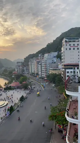 3 năm trước thôi vẫn còn thoáng đãng mát mẻ ntn… 3 năm sau quay lại thì… 🥲 #catba #vitaminsea #bien #viral #xh 