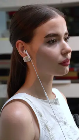 Tired of bad sound?This fixes everything.#dealsforyoudays #tiktok #headphones #earphones #bluetooth 