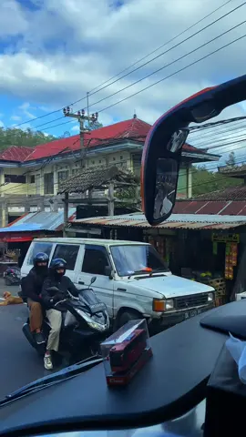 Bali bagian seng adem dewe ☕️☕️ #BOCANHINGUSAN #officialjerukbalap99 #jerukbalap99 #gttrans #busmania #jerukbalapgang🤘 #busmaniacommunity #fyp #tiktok #videosad #videobus #busmanialovers_ #CapCut #basuri #davmusicalairhorn #moreno 