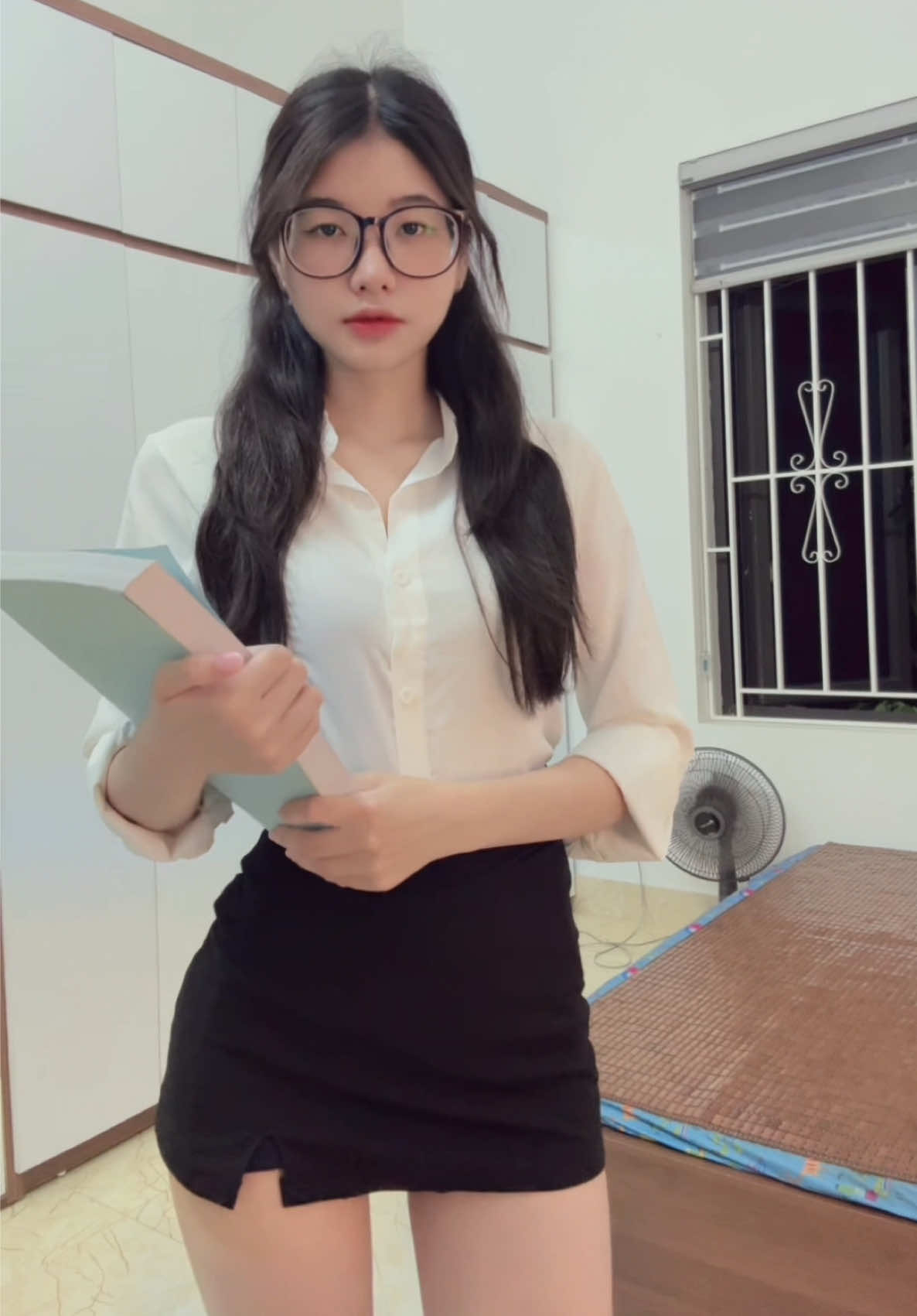 Sổ sách của sếp em mang đến rồi ạ #xh #fpy