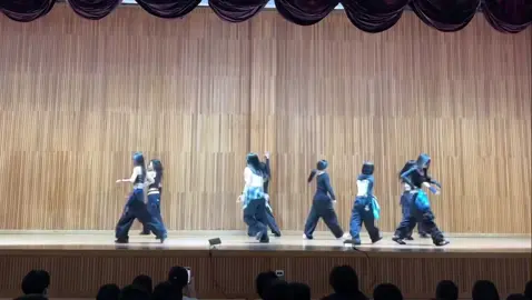 dance cover trend tiktok makarena Dancekpop and Dancecover #dance #dancekpop #dancecover #trentiktok #dancekorea #dancesekolah #fyp #nttpride🏝🔥 