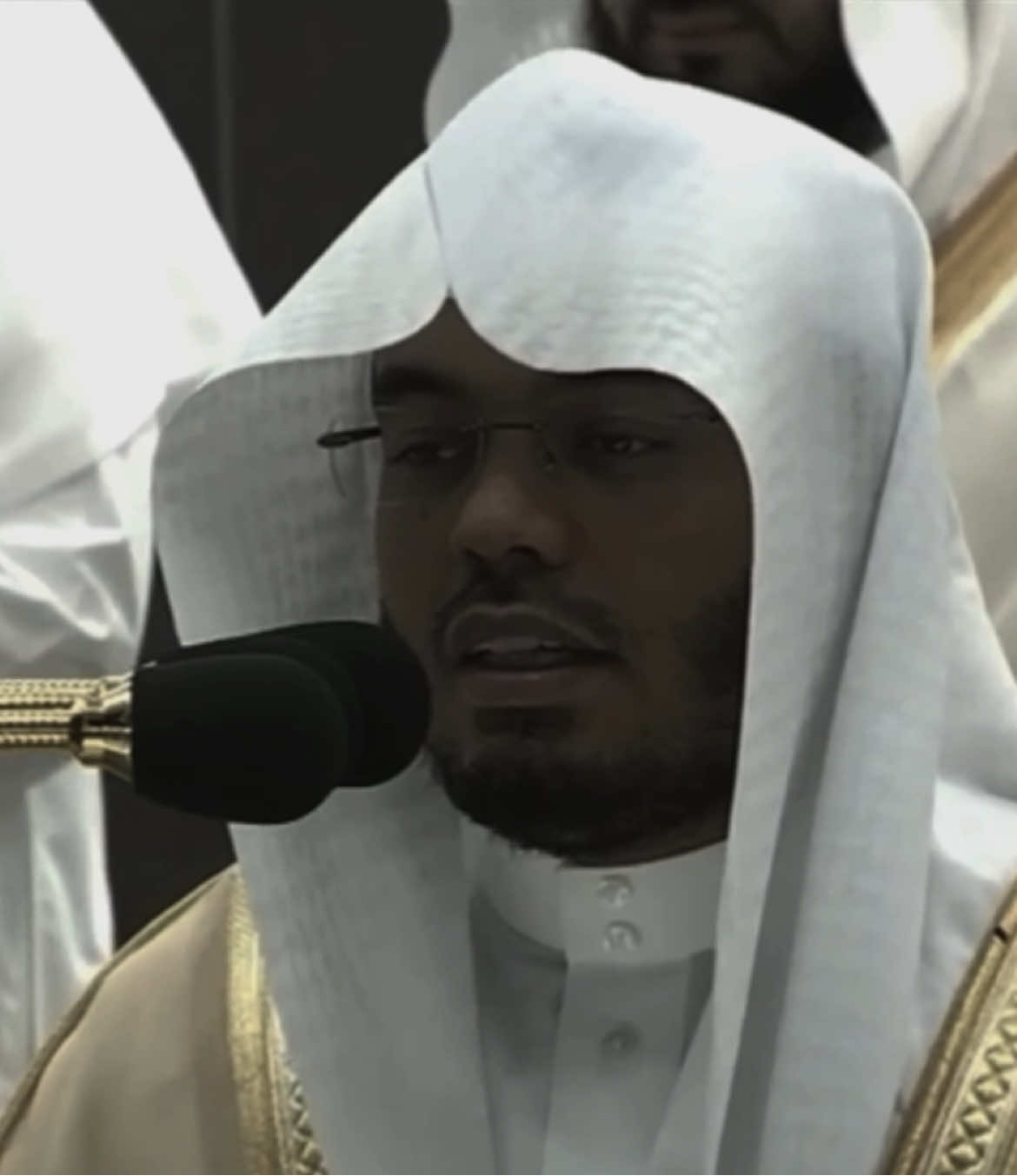 وَمَا تَدْرِي نَفْسٌ بِأَيِّ أَرْضٍ تَمُوتُ ۚ || فضيلة الشيخ أ.د #ياسر_الدوسري من #سورة_لقمان #قران #اجر #تلاوات #الحرم_المكي #تصميم #islamic_video #quran 