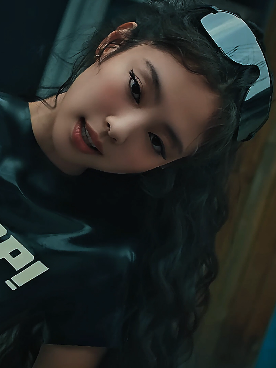 Jennie Jump 4k clips mv #jennie #blackpink #kpop #kpopfyp #4k #highquality #xyzbca #trending #foryou #foryoupage #fyp #fypシ #fypp #fypage #jumpblackpink #taetaeguccci #darkmoongrp🌑 