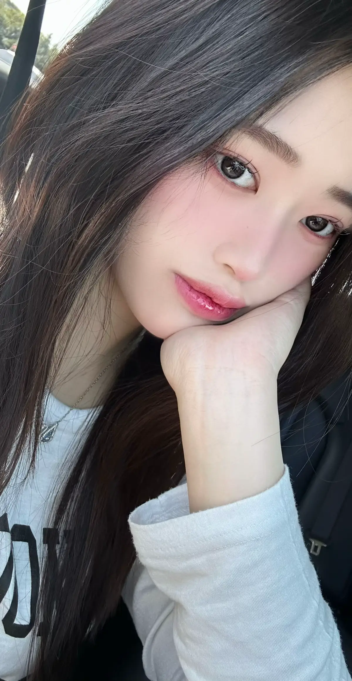 k_h.ew(한예은) 2천명 되면 뒷터미널 할게여 .ㅎ