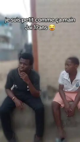 je suis petit comme ça main Jai 17ans 😂