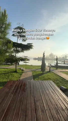 Bangun tidur di situ cileunca pangalengan berasa punya pulau pribadi, indah poll😍 Booking lewat tiktok cuma 400ribuan aja‼️ #glampingpangalengan #glampingmurah #glampingsitucileunca #staycationpangalengan #wisatapangalengan 
