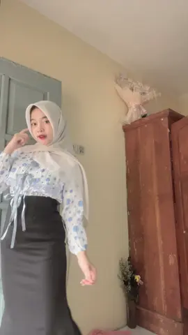 Cntikk 💗#rokduyung #bawahanwanita #rekomendasioutfit 