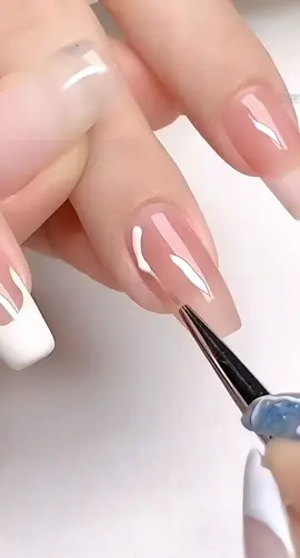 Hạ Mây Mi Nail  #hạmâyminail #nailxinh #nhữngmẫunailđẹp #dungcunailhot #xuhuongnails2025
