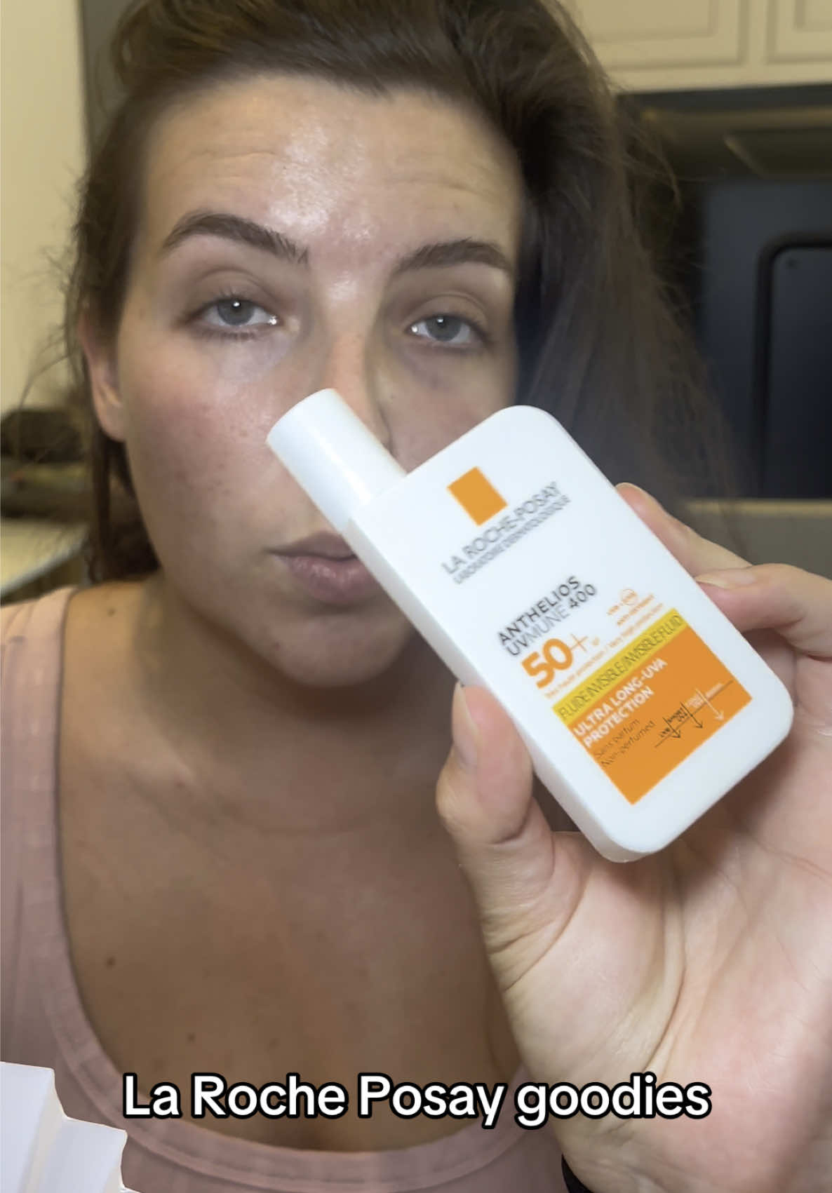 @La Roche-Posay providing the goods!! This fan is a life saver!!  #gifted #ad #pr #prinvite #larocheposay #lorealistaruk #hair #skincare #makeup #whatmyskinate #fyp 