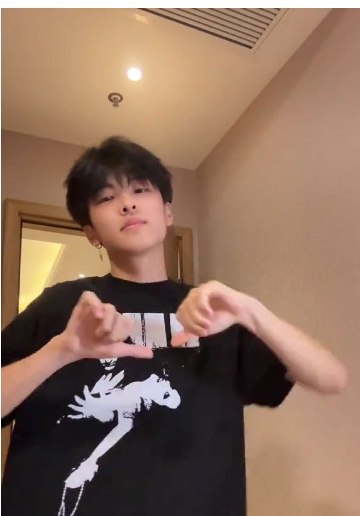 最晚跳的一波#七仔摇4 #卡点 