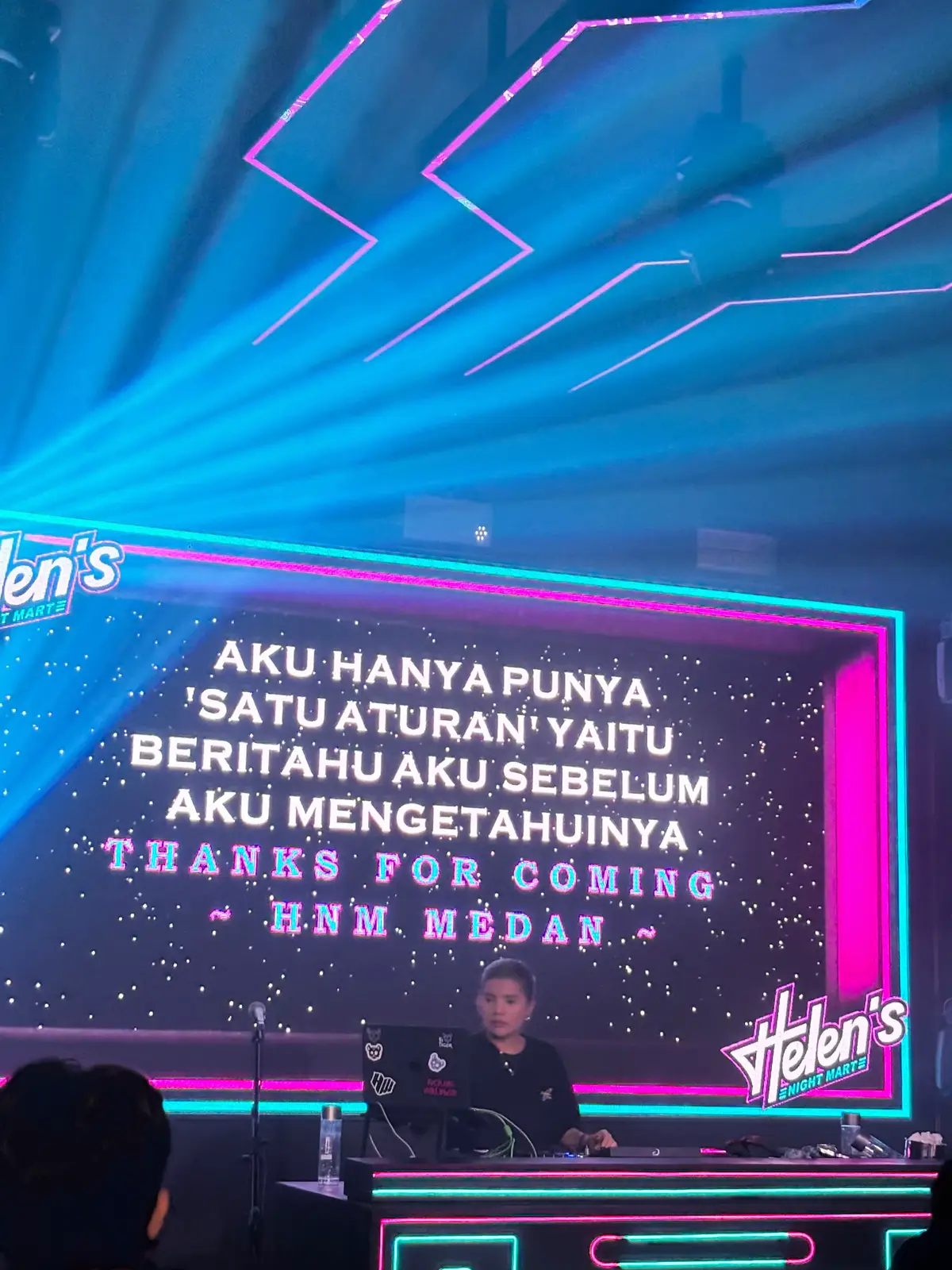 #helensnightmartmedan #helensnightmart #aturan #main #pelatih #suhu #jujur #bohong #meda #happyenjoy #havefun #happy #hwg #hubungan Lokasi :📍Helen's Night Mart Medan