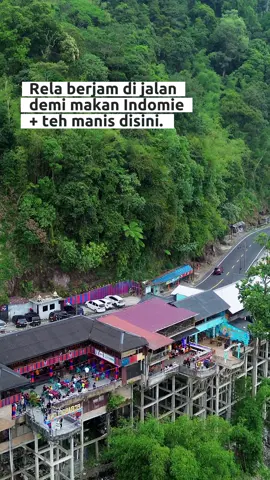 Salah satu tempat favorit anak medan kalo lagi gabut... #fyp #penatapanberastagi #wisatasumut 