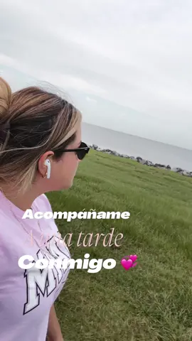 Gracias señor por tu amor y misericordia . Dios es quien guía y reina en mi vida  #Vlog #blog #mujer #mujeres #rutina #💞 #rosado #hermoso #vida #sonrie #viernes 