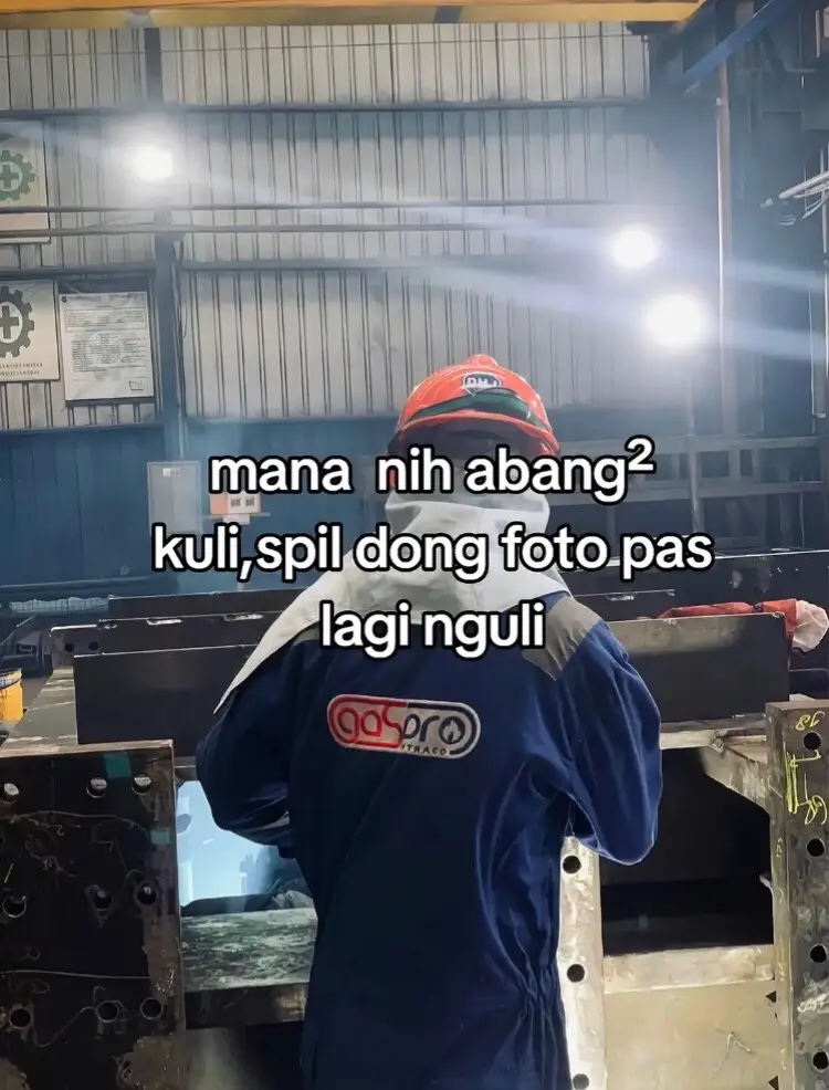 Lika Liku Kuli🤪#weldercapayam #weldergtawsmaw #weldermuda🧑‍🏭 #kuliproyek👷🏼 #capcut #fyp #foryoupage #xyzbcafypシ #weldermudaindonesia🔥 