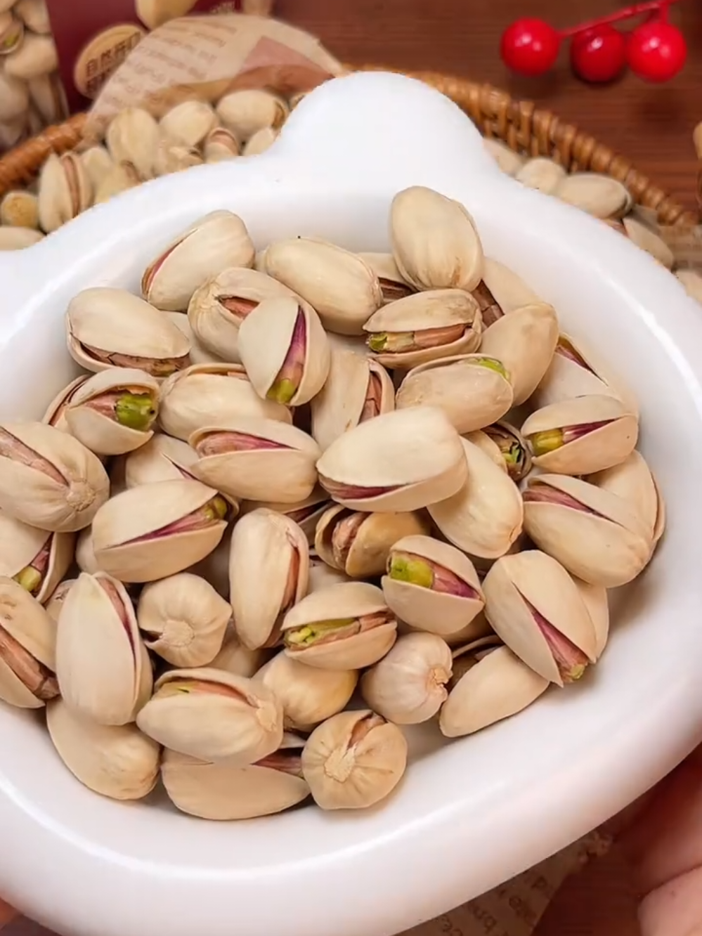 Sobrang sarap meryenda 😍#viralvideo #snackseries #pistachios #pistachio #fypシ #fypage #trendingtiktok 