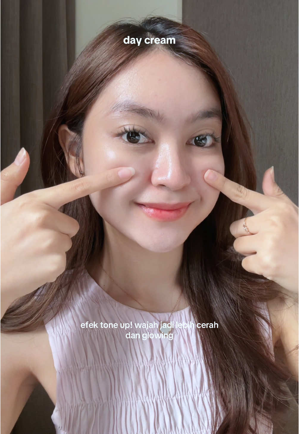 yang masih ngerasa kulit ga ada perubahan coba deh pakai series brightening Fav Beauty ini  #Skincareroutine #BrighteningSeries #viral #reviewskincare #kulitcerah #fyp 