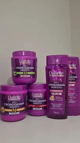 O cronograma perfeito para seu cabelo e o melhor, ele é para todos os tipos de cabelos💜 Acesse nosso site e garanta o seu! #dabelle #cronogramacapilar #lojavirtual #cosmeticos #perfumaria 