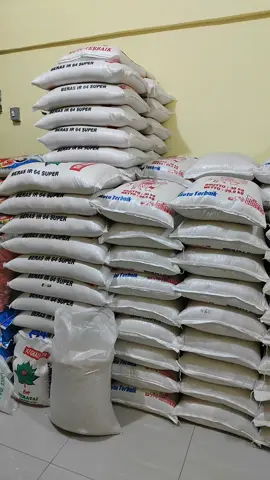 teratai beras enak pulen harga murah tersedia 5 kg 10 kg 30 kg #beras #berasmurah #berasmedan #sembako #bahanpokok 
